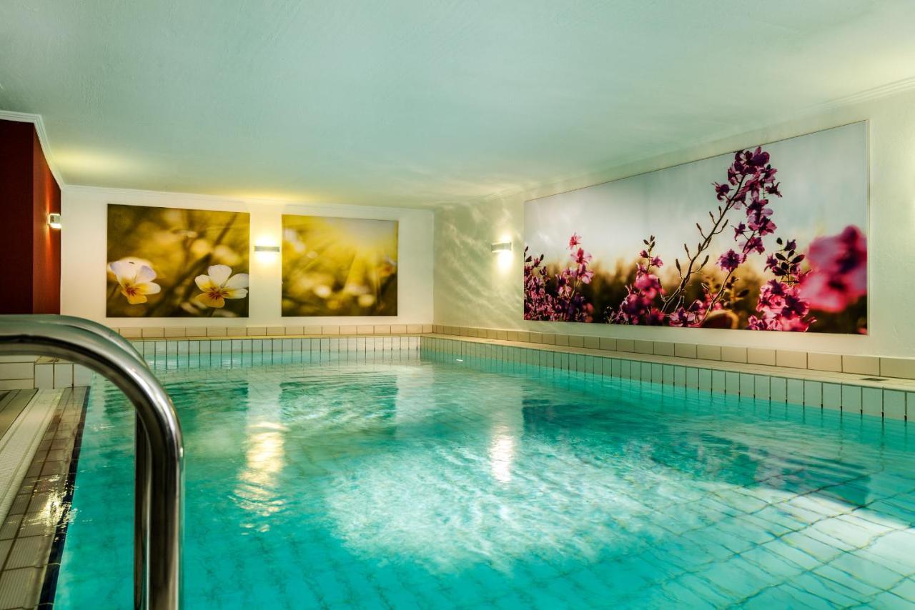 Hotel Reethueues แคมเพิน ภายนอก รูปภาพ