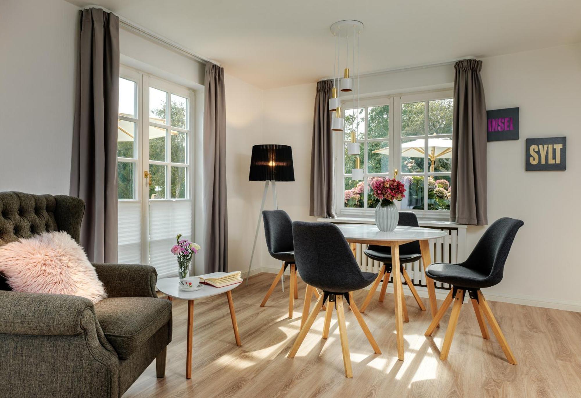 Hotel Reethueues แคมเพิน ภายนอก รูปภาพ